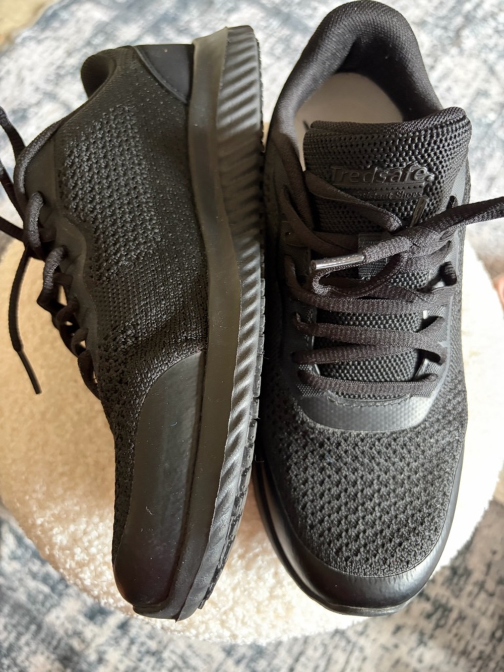 TredSafe woman’s  Black Knit Athletic Sneakers